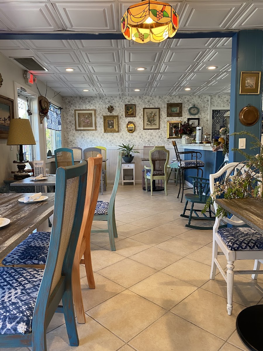 Blu Arroz Asian Bistro